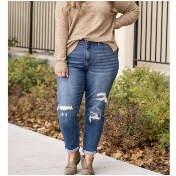 Judy Blue Denim - Judy Blue Jeans Size 18W Boyfriend Fit High Rise Distressed Whiskering Boho